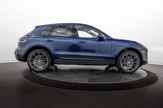 صورة 8 لـ 2026 Porsche MACAN BASE