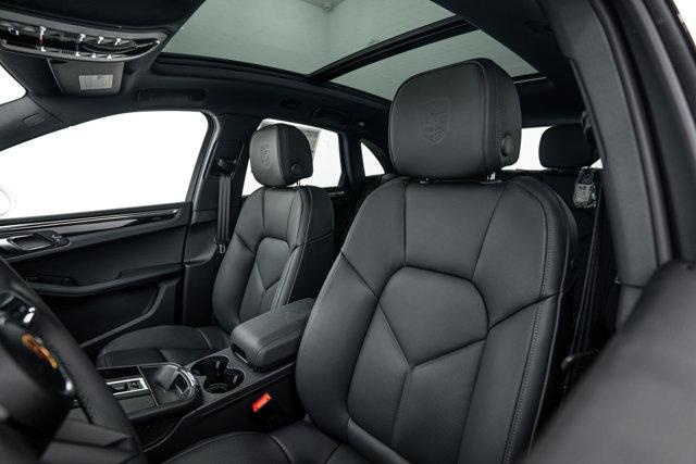 صورة مصغرة 20 لـ 2026 Porsche MACAN BASE