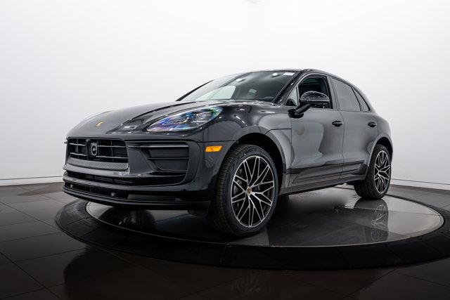 New 2026 Porsche Macan Base