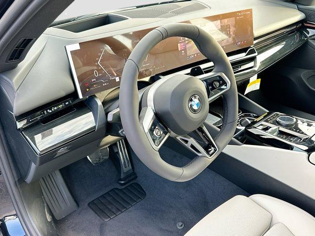 2026 BMW 530 I — фото 7