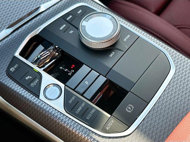 2026 BMW 330 I — миниатюра 12