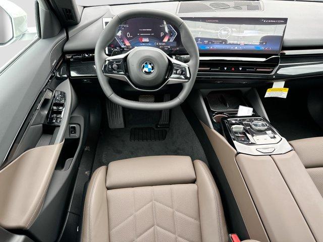 2026 BMW 530 I — миниатюра 17
