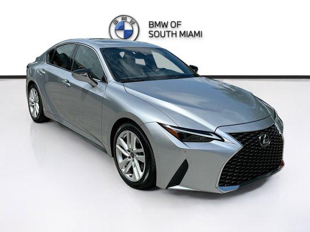 2025 Lexus IS 300