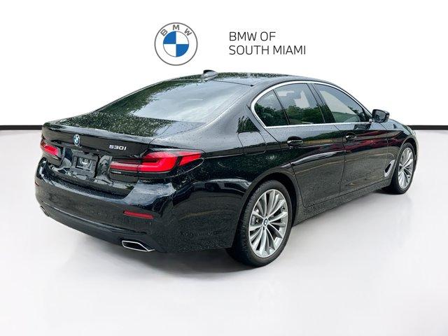صورة 7 لـ 2023 BMW 530 I