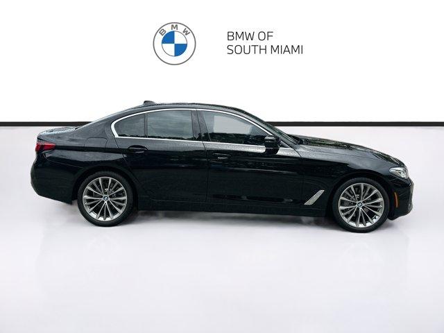 صورة 8 لـ 2023 BMW 530 I