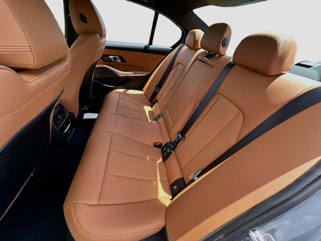 2026 BMW 330 I 缩略图 18