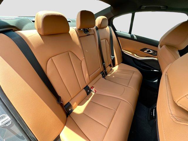 2026 BMW 330 I 缩略图 19