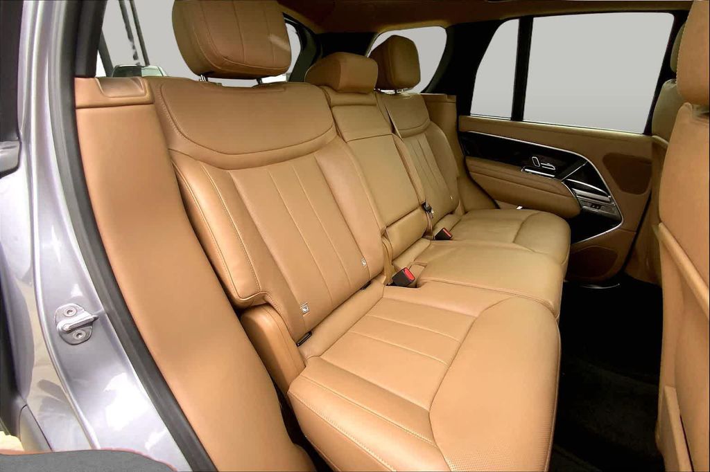 صورة مصغرة 34 لـ 2023 LAND Rover RANGE ROVER P530 SE