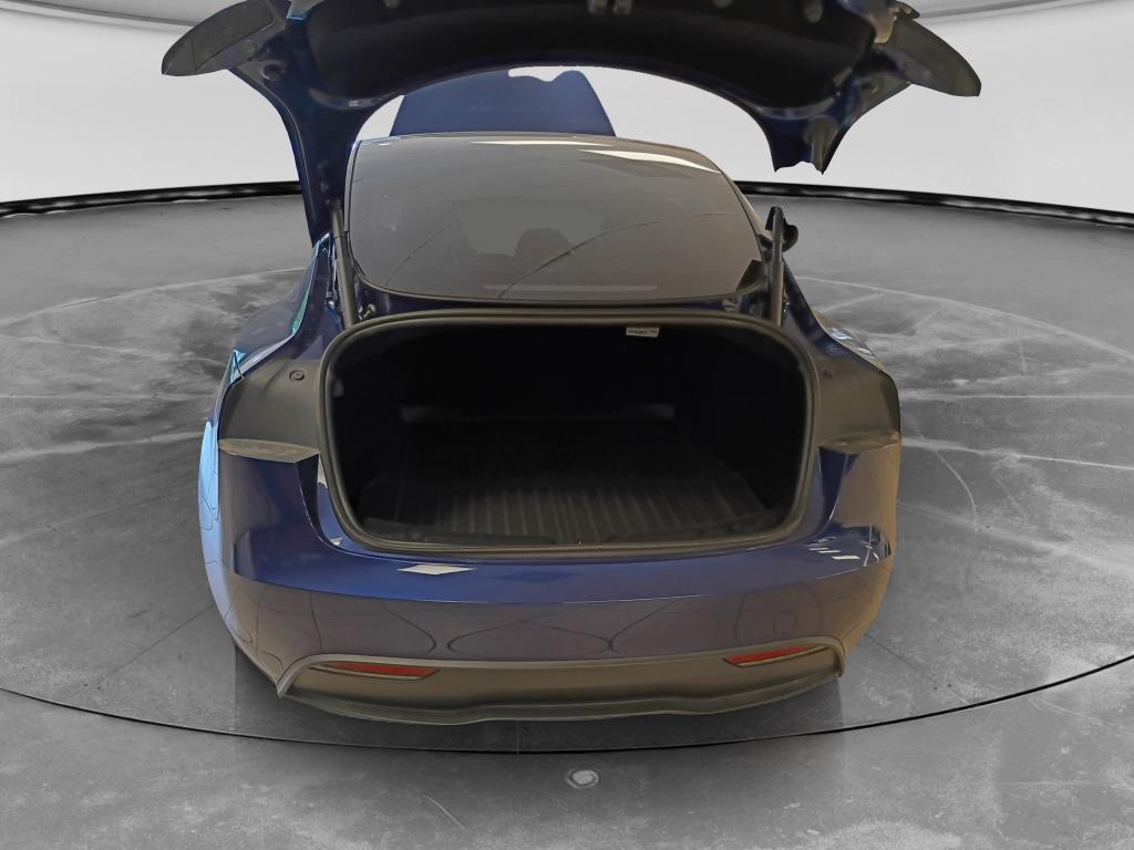 2025 Tesla MODEL 3 LONG RANGE — миниатюра 16