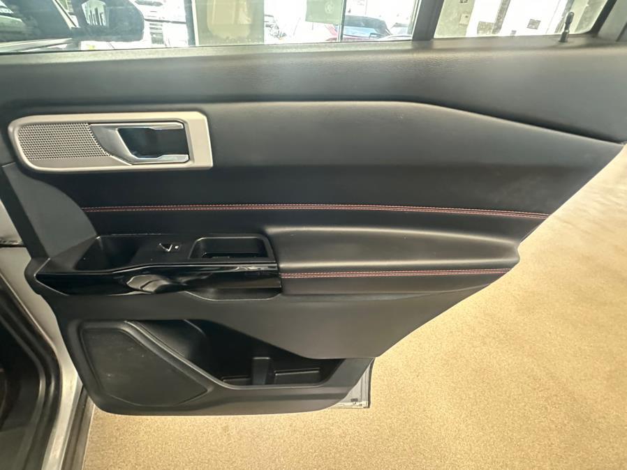 صورة مصغرة 38 لـ 2022 FORD EXPLORER ST-LINE