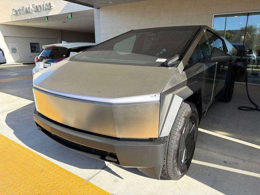 TESLA CYBERTRUCK BASE - 2
