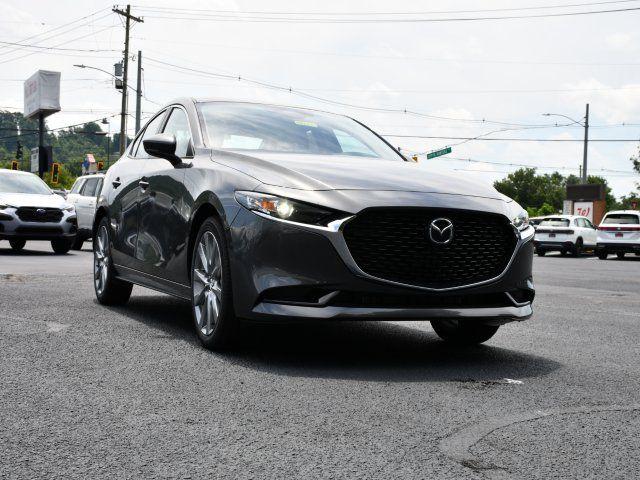 New 2026 Mazda Mazda3 FWD w/Preferred Package