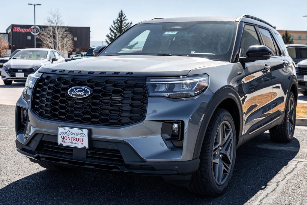 New 2026 Ford Explorer ST-Line