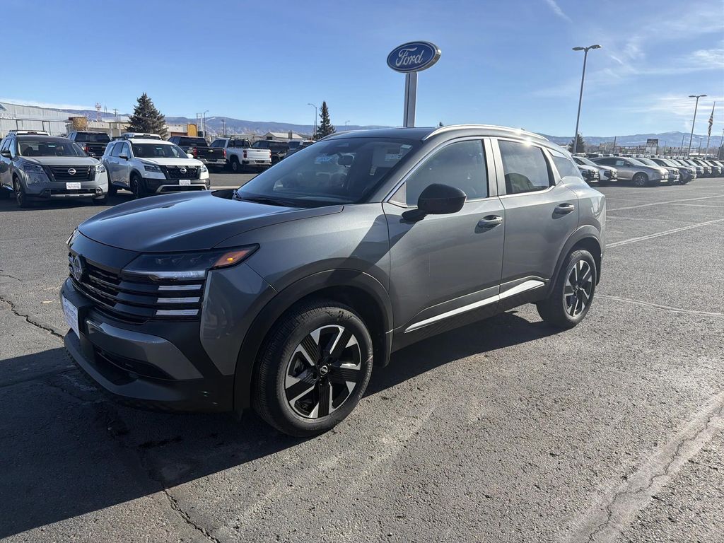 New 2026 Nissan Kicks SV