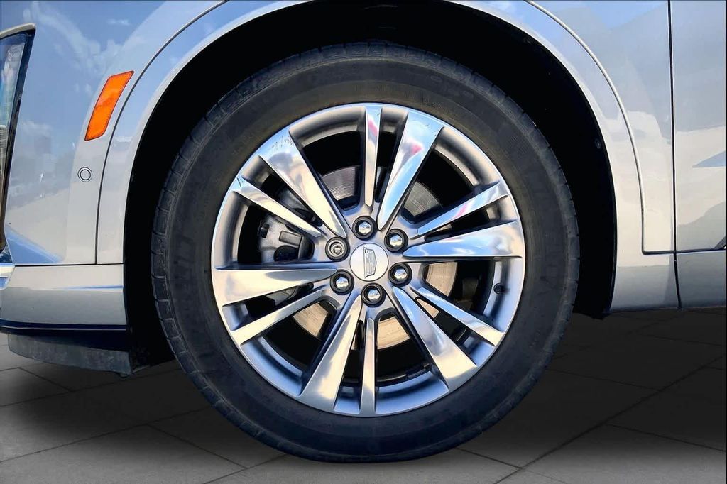 2023 Cadillac XT6 PREMIUM LUXURY FWD 照片 11