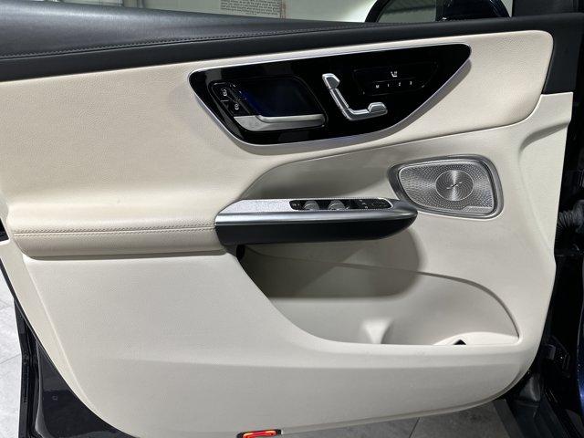 صورة مصغرة 14 لـ 2023 Mercedes-BENZ GLC