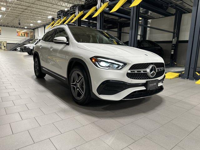 MERCEDES-BENZ GLA - 7