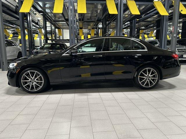 2023 Mercedes-BENZ E-CLASS 照片 2