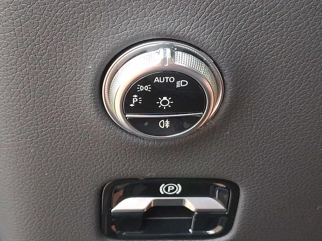 2024 Mercedes-BENZ GLC 缩略图 20