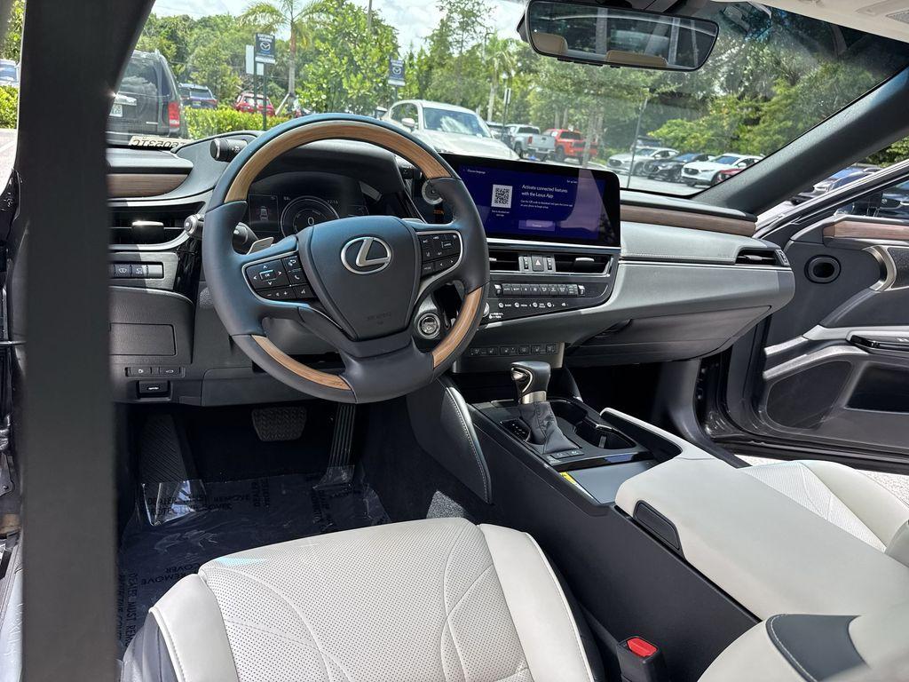 2024 Lexus ES 300H ULTRA LUXURY — миниатюра 35