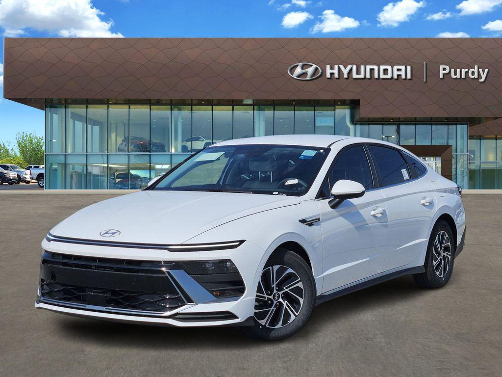 New 2026 Hyundai SONATA Hybrid Base