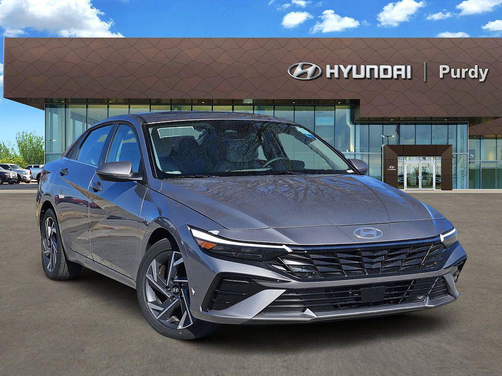 New 2025 Hyundai ELANTRA Limited