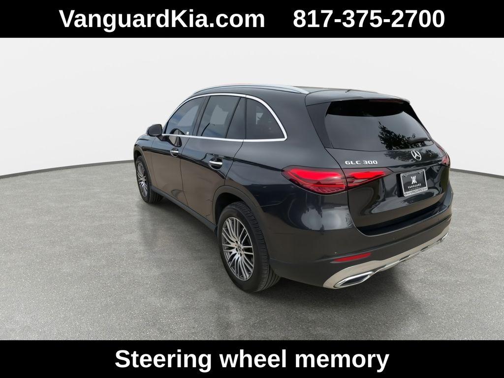 MERCEDES-BENZ GLC - 7