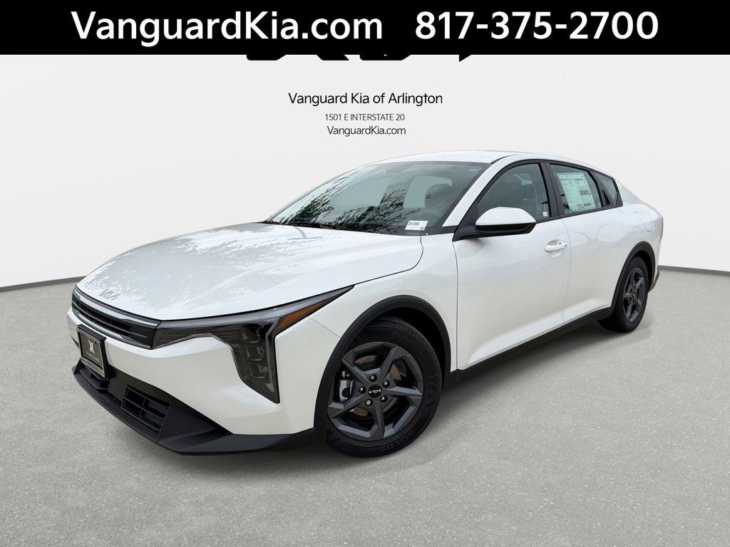 New 2026 Kia K4 LXS