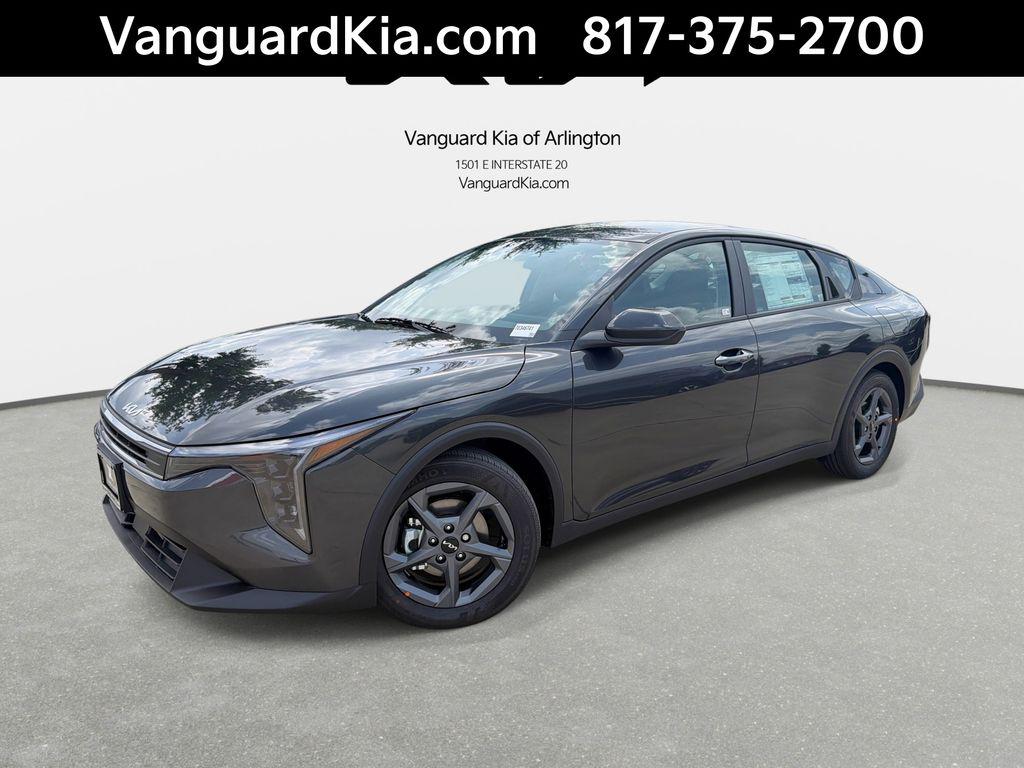 New 2026 Kia K4 LXS
