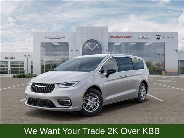 New 2026 Chrysler Pacifica Select