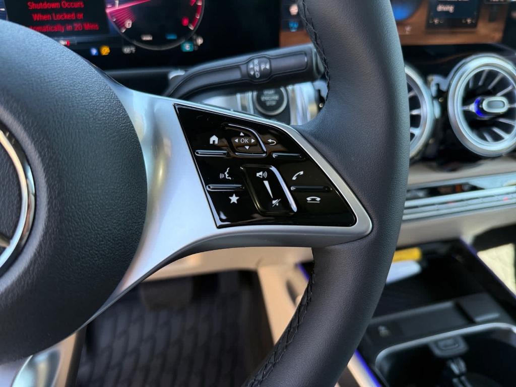 2026 Mercedes-BENZ GLB 缩略图 24