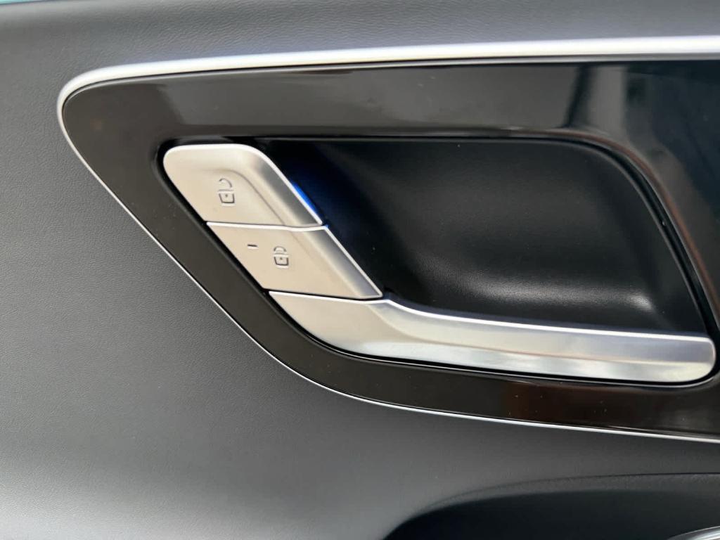 2026 Mercedes-BENZ AMG E 53 BASE 缩略图 25