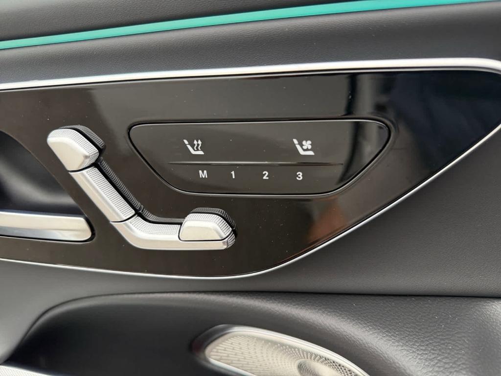 2026 Mercedes-BENZ AMG E 53 BASE 缩略图 26