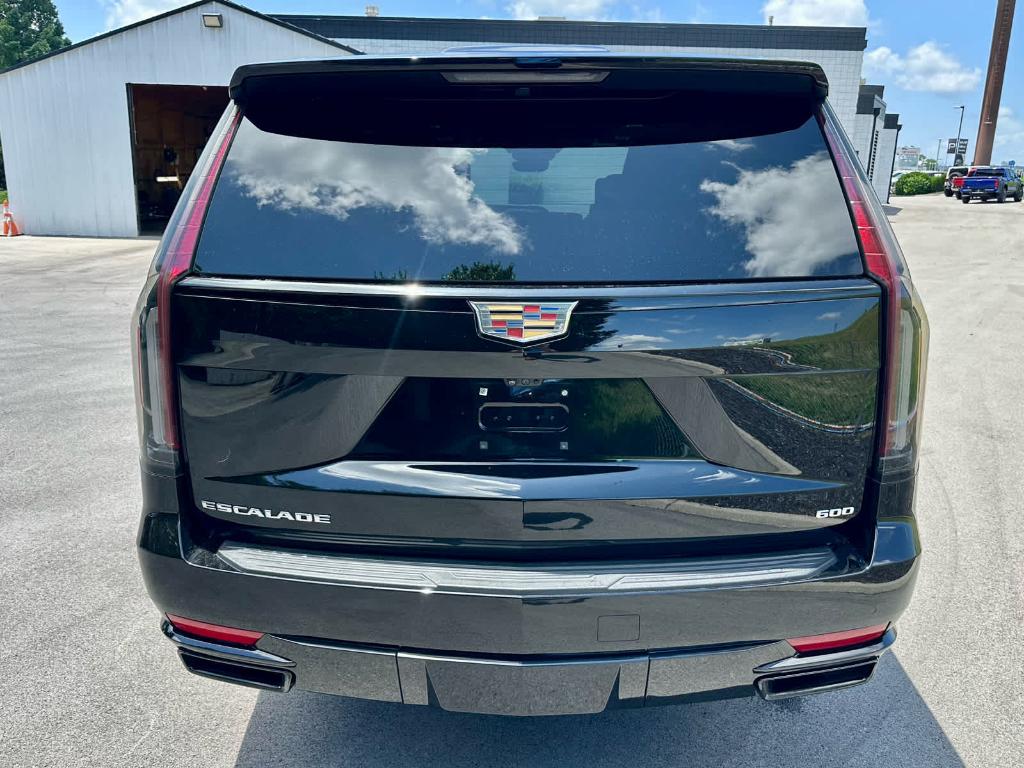 صورة 6 لـ 2023 Cadillac ESCALADE SPORT PLATINUM