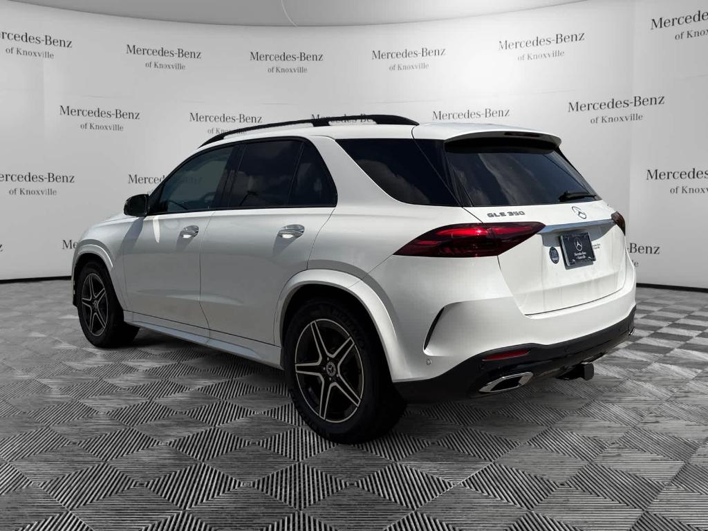 2026 Mercedes-BENZ GLE 缩略图 3