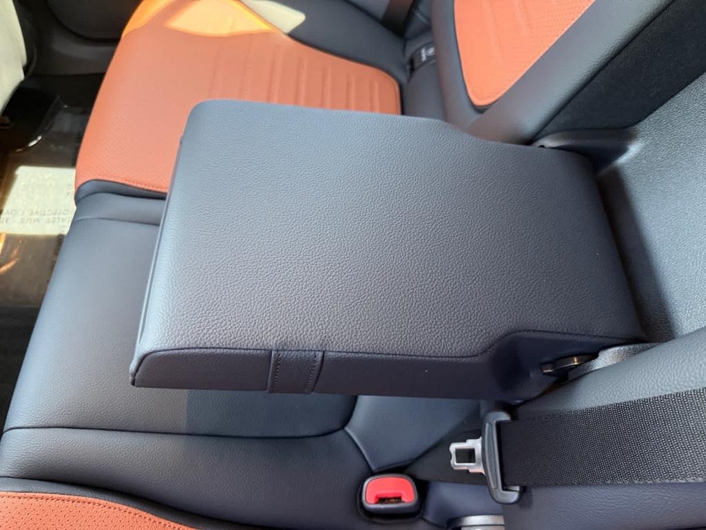 صورة مصغرة 17 لـ 2026 Mercedes-BENZ GLC