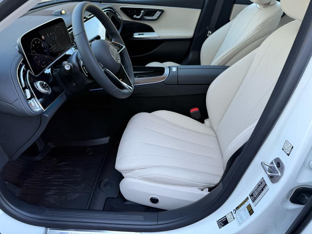 MERCEDES-BENZ E-CLASS - 10