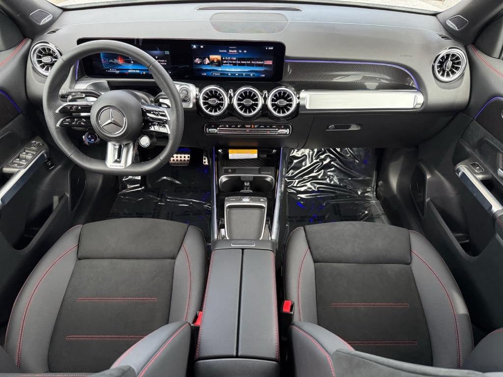 2026 Mercedes-BENZ AMG GLB 35 BASE — миниатюра 12