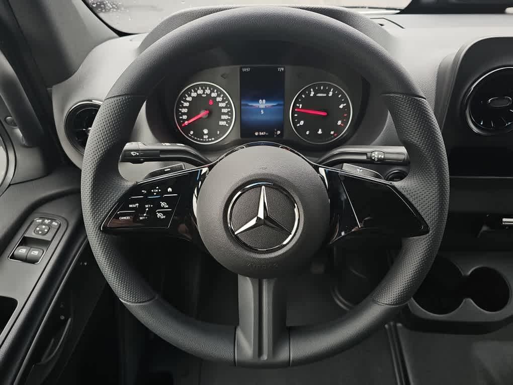 2026 Mercedes-BENZ SPRINTER 2500 — миниатюра 12