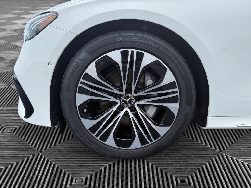 MERCEDES-BENZ E-CLASS - 9