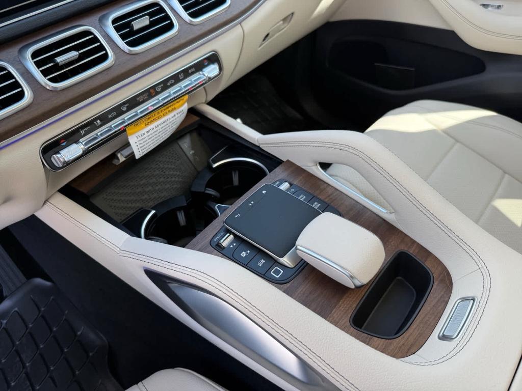 2026 Mercedes-BENZ GLE — миниатюра 22