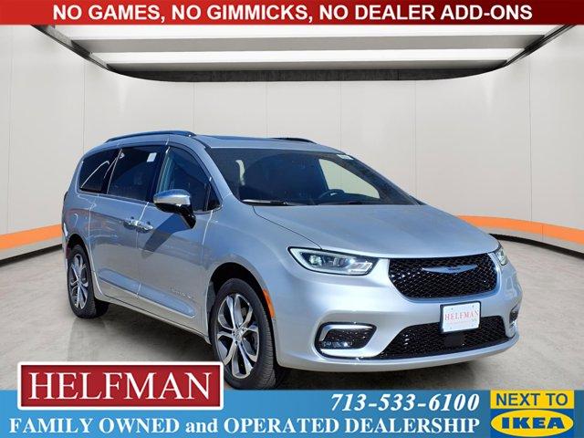 New 2026 Chrysler Pacifica Pinnacle