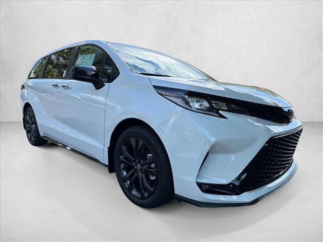New 2026 Toyota Sienna XSE 7 Passenger