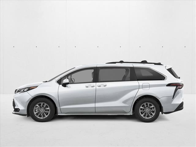 2026 TOYOTA SIENNA XLE photo 3