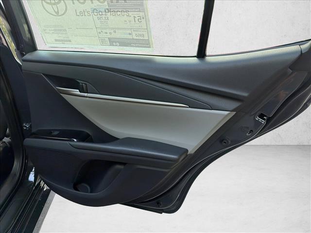 صورة مصغرة 16 لـ 2026 Toyota CAMRY LE