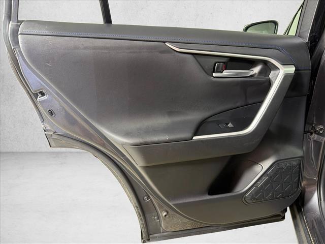 2024 Toyota RAV4 HYBRID SE thumbnail 23