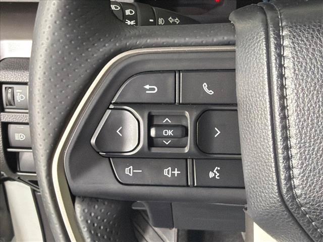 صورة مصغرة 24 لـ 2025 Toyota 4RUNNER SR5