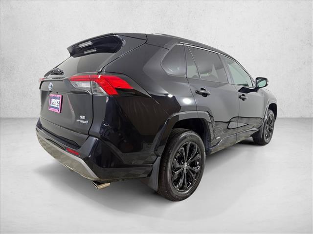 2024 Toyota RAV4 HYBRID SE photo 3