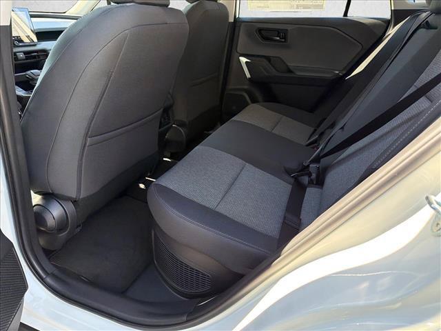 2026 Toyota RAV4 LE — миниатюра 20