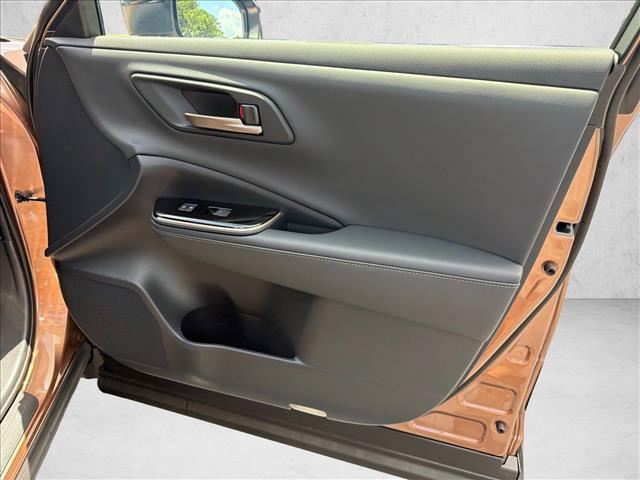 2026 Toyota CROWN XLE — миниатюра 14